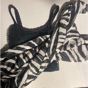 NWT DKNY Mesh BathingSuit with Sarong
